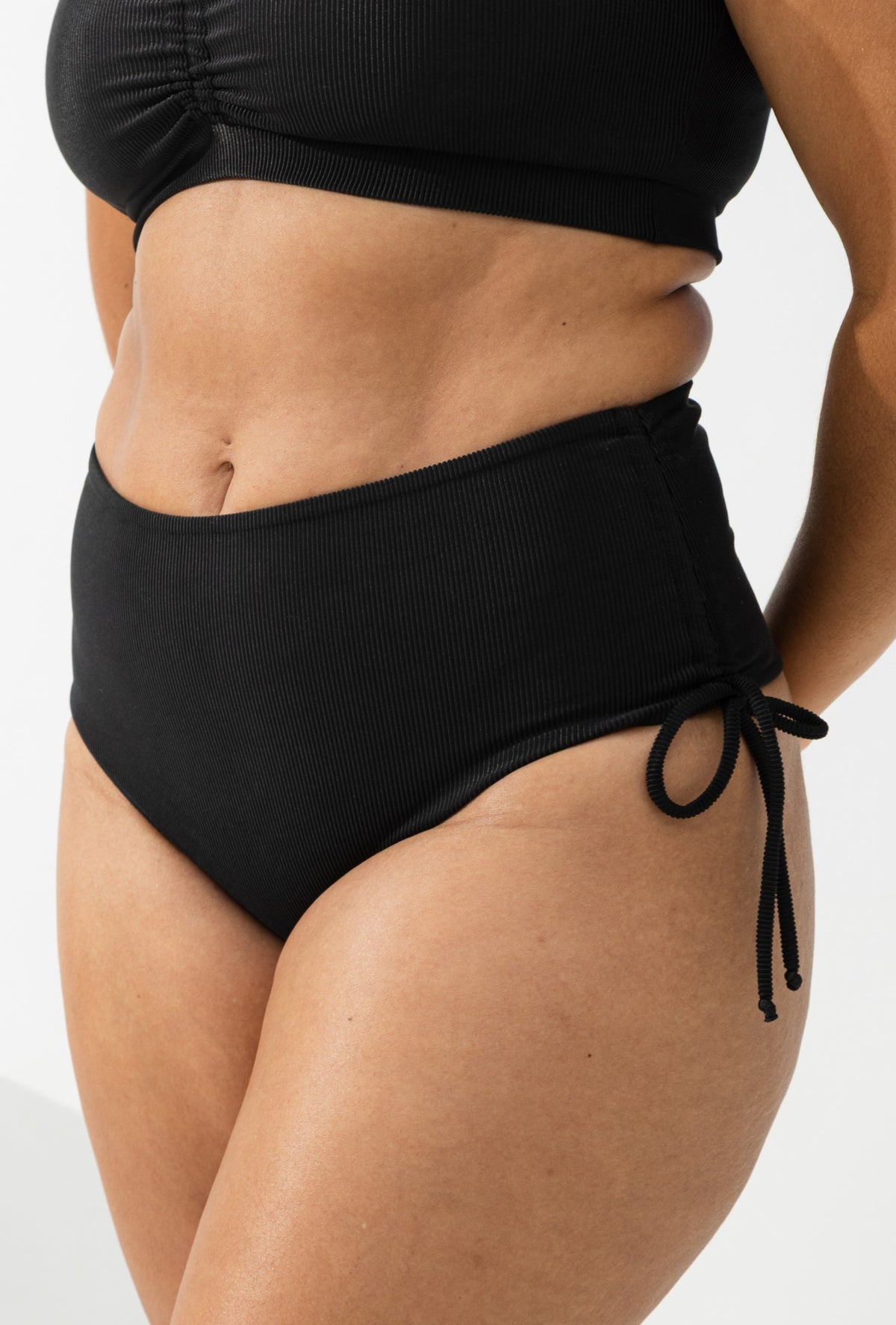Calcinha Biquíni Sustentação Preto