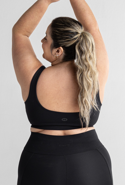 Top Basic Preto