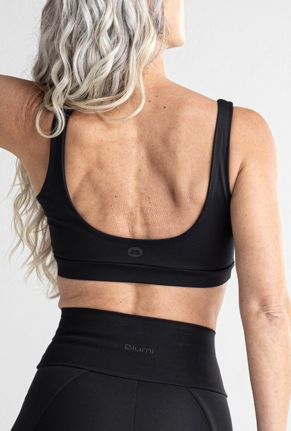 Top Basic Preto
